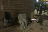 Homem é morto enquanto estava sentado em cadeira (Foto: Reprodução)