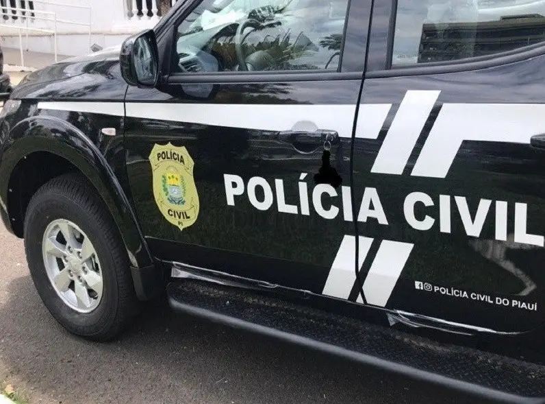 A prisão ocorreu em apartamento no Angelim, zona sul da capital.