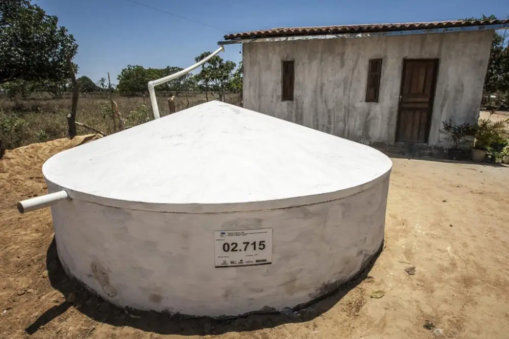 Caridade do Piauí recebe 234 cisternas para a zona rural