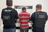 Homem é preso em flagrante furtando mercadinho (Foto: Reprodução)