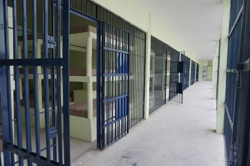 Padrasto e mãe são condenados por estupro de criança de 10 anos