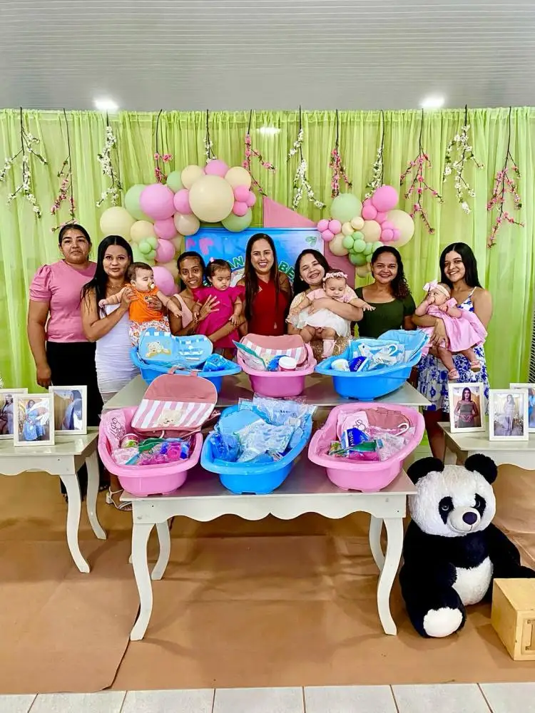 Prefeitura de Cocal de Telha realiza Semana do Bebê com entrega de kits