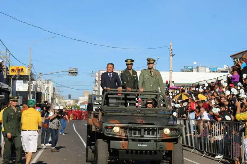 Desfile Cívico em alusão ao sete de setembro (Foto: Jackelany Vasconcelos)