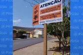 Prefeitura de Picos e SEMAM disponibilizam placas informativas sobre proteção de animais silvestres (Foto: Arquivo Pessoal) (Foto: CCOM-PMP)