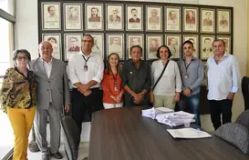 Prefeito de Picos, Gil Paraibano recebe visita de Juiz do Tribunal de Justiça do Piauí para firma convênio sobre Projeto de Penas Alternativas para o munícipio (Foto: Maria Ivonete) (Foto: CCOM-PMP)