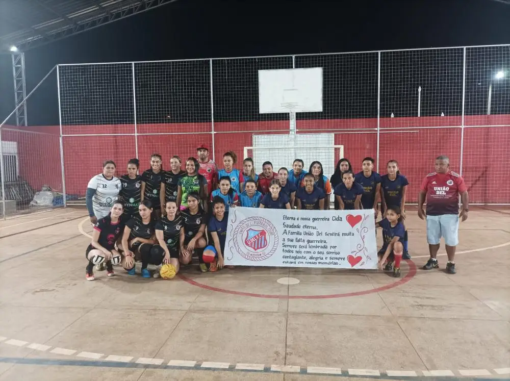 Amistoso em homenagem a saudados atleta CIDA