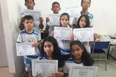 Alunos com certificado da NASA (Foto: Prof. Jhenys Mayker)
