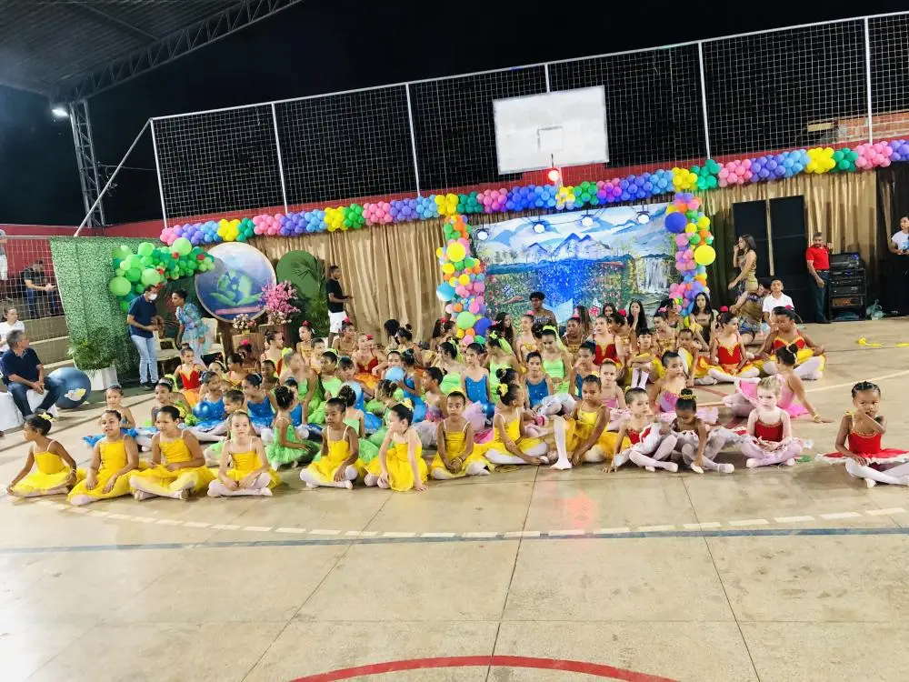 Espetáculo de Ballet Planeta Terra Nosso Lar