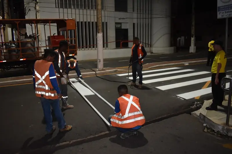 (Sinalização das vias - Foto: CCOM)