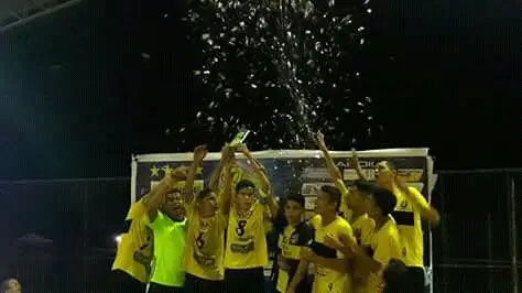 Borussia, comemorando o título da Copa Cocais de futsal 2017