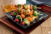 Espetinho de legumes com queijo coalho – Foto: Guia da Cozinha (Foto: Guia da cozinha)