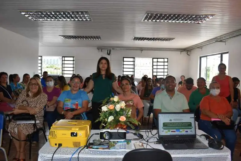 Diretores das Escolas participaram de encontro (Foto: Daniel Holanda)