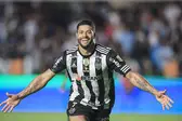 Galo fez questão de brincar com a perda de peso do craque durante jogo - FOTO:  PAULO SOUZA/ATLÉTICO (Foto: R7)