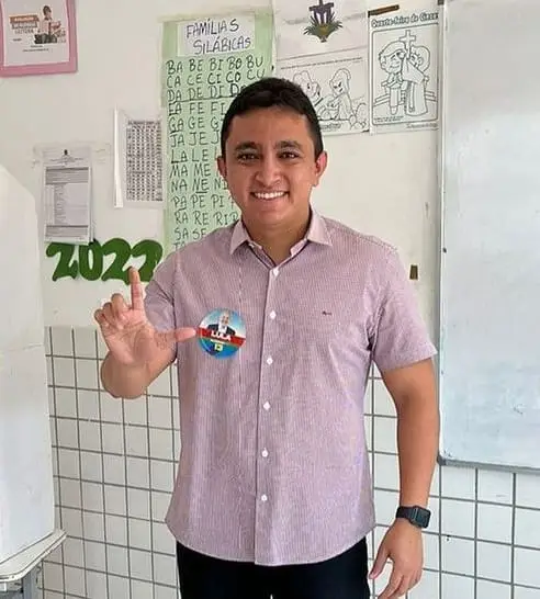 Dr Fabiano Araújo
