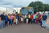 Entrega de ônibus 0km (Foto: ASCOM)