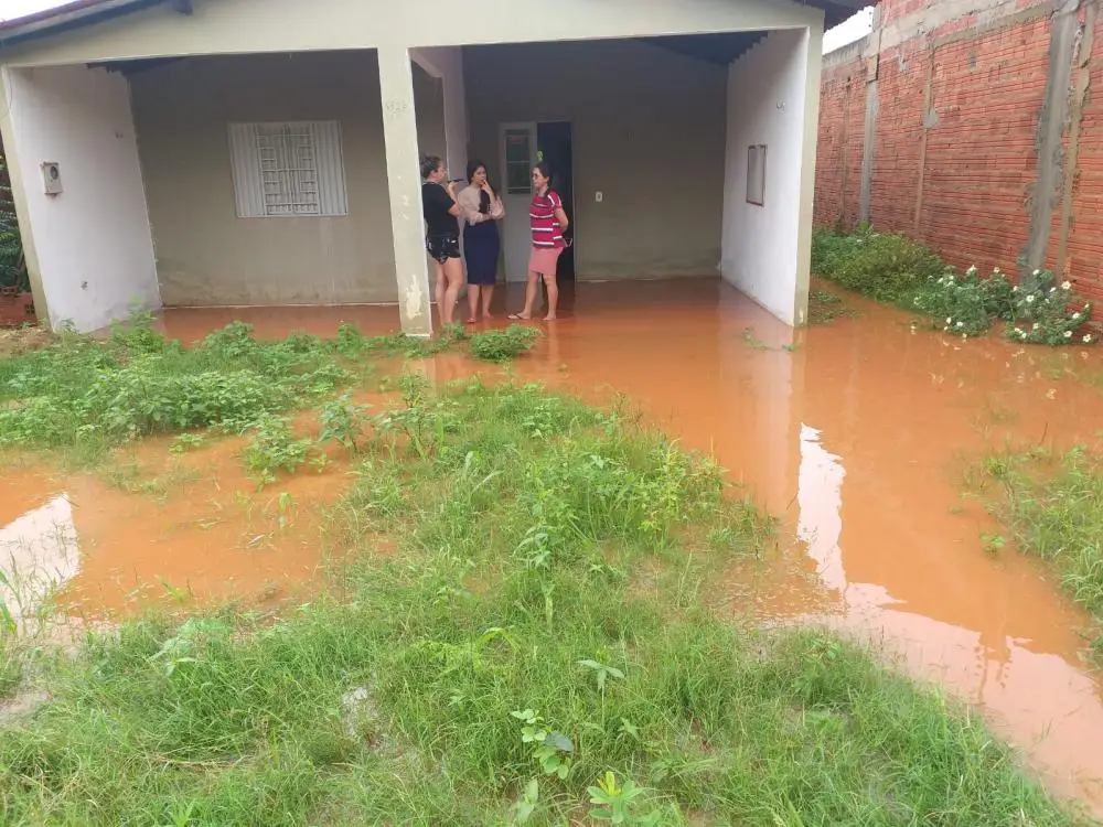 As famílias afetadas pelas fortes chuvas já estão sendo encaminhadas para o aluguel social (Foto: Arquivo Pessoal)