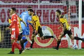 River Plate foi derrotado pelo The Strongest por 3 a 1, na Bolívia, pela primeira rodada da fase de grupos da Libertadores - FOTO: JORGE BERNAL / AFP (Foto: O Dia)