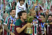 O resultado no Maracanã coroa o trabalho de Fernando Diniz, que conquistou pela primeira vez um título de expressão estadual - Foto: Reginaldo Pimenta (Foto: )