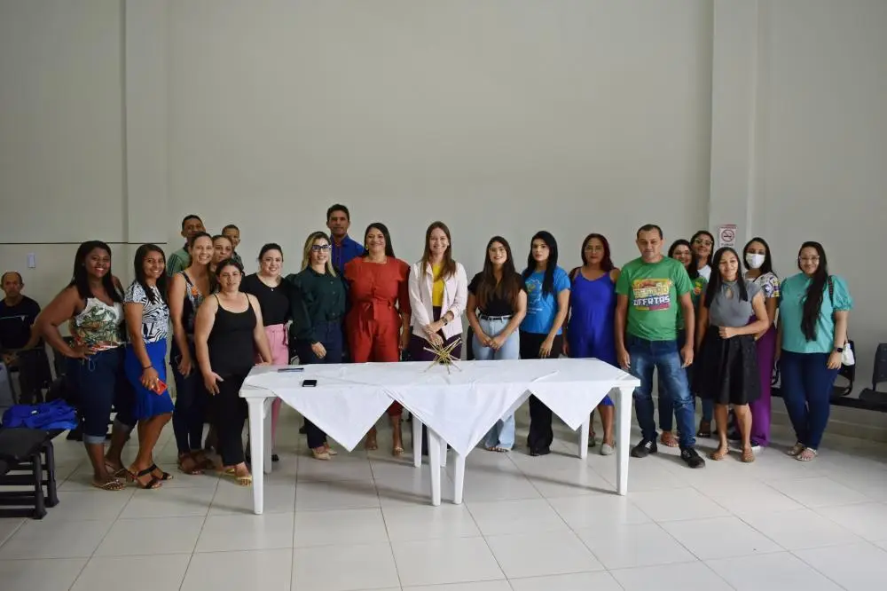 Roda de conversa contou com a participação de gestores, profissionais e mães de crianças assistidas pelo Projeto de Musicoterapia (Foto: Isael Pereira)