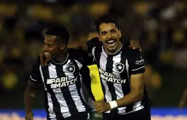 Eduardo marcou os dois gols do Botafogo na partida de ida contra o Ypiranga // Créditos: Vítor Silva/Botafogo (Foto: CBF)