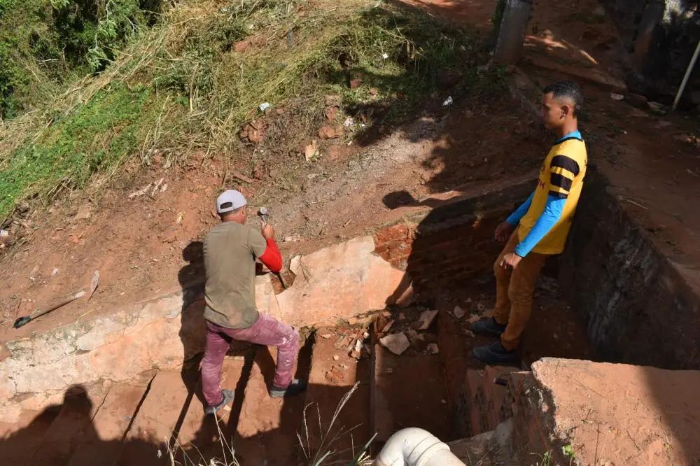 Escadaria está recebendo estrutura de manutenção física e limpeza (Foto: Iaquelly Sousa)