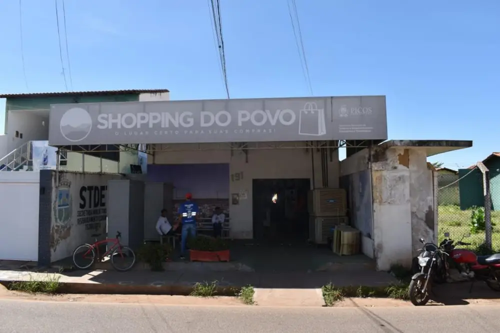 Shopping do Povo passará por reforma (Foto: Dayanne Borges)A Secretaria de Turismo, Desenvolvimento Econômico e Tecnológico atendendo a uma sugestão dos lojistas do Shopping do Povo, da população geral e do Deputado Aldo Gil está realizando uma consulta p