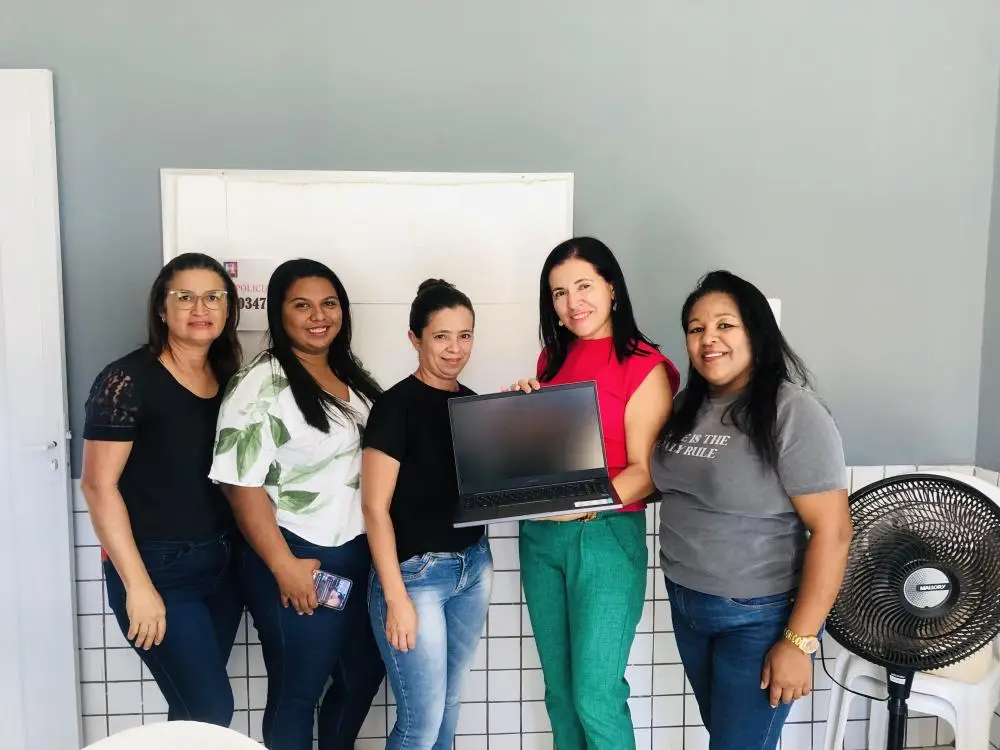 Secretaria de Assistência Social realiza reforma no prédio do Conselho Tutelar e entrega de notebook