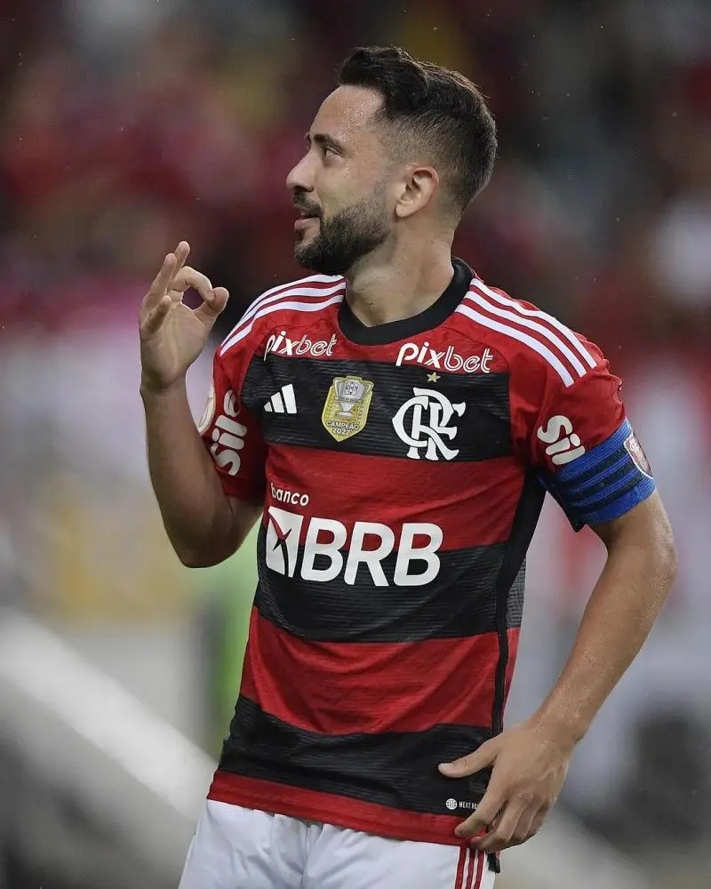 Éverton Ribeiro - Reprodução/Instagram