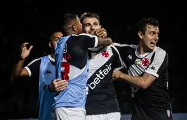 Vasco enfrenta Fortaleza // Créditos: Leandro Amorim/Vasco (Foto: CBF)