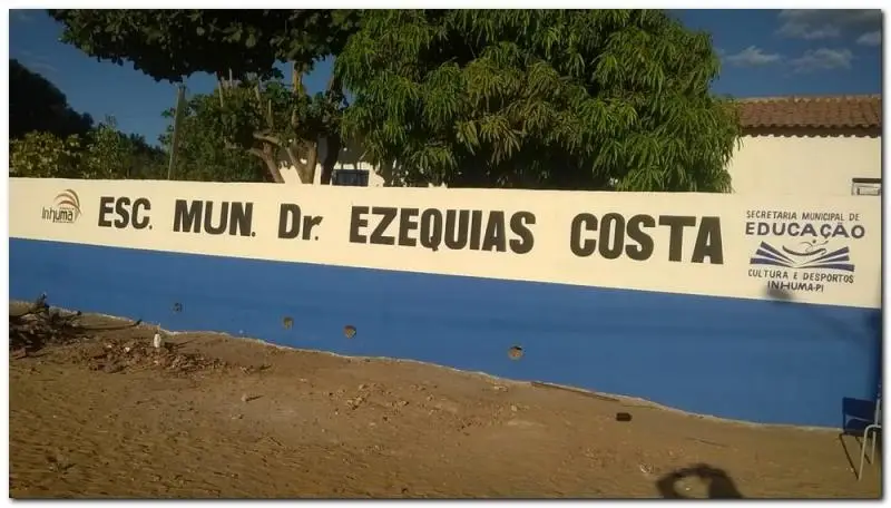 Escola Dr. Ezequias Costa