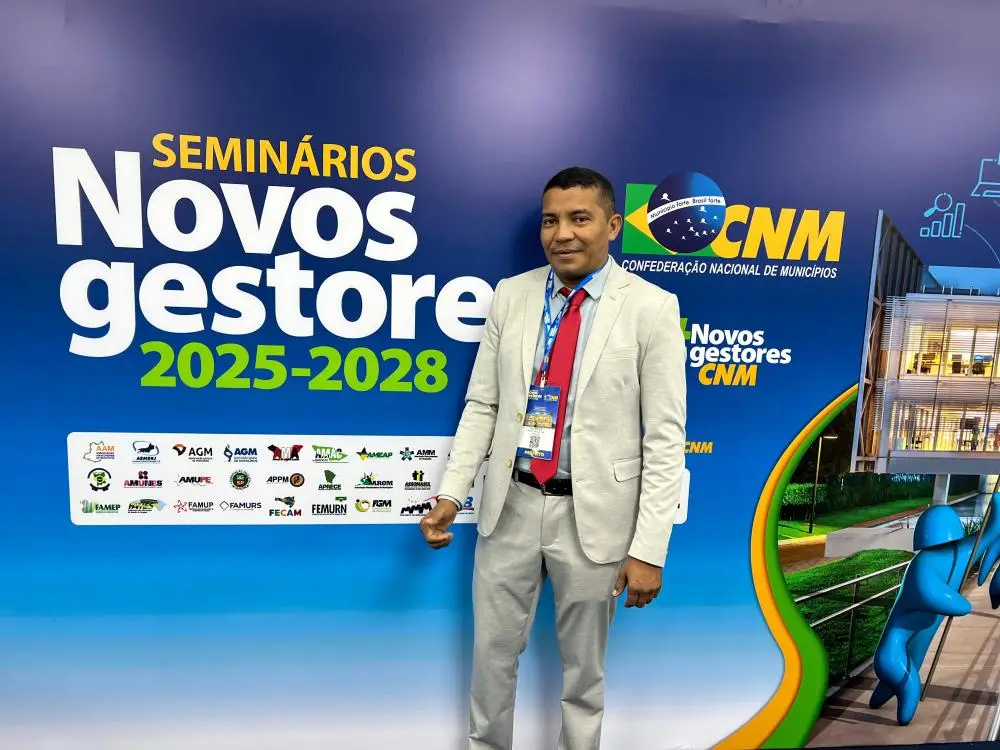 Aluizio Vaz marca presença no Seminário Novos Gestores em Brasília - Foto R10