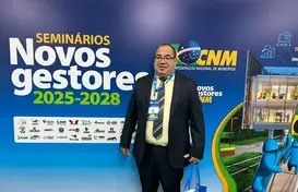 Prefeito Amiltinho participa de Seminário Novos Gestores em Brasília - Foto R10 (Foto: )