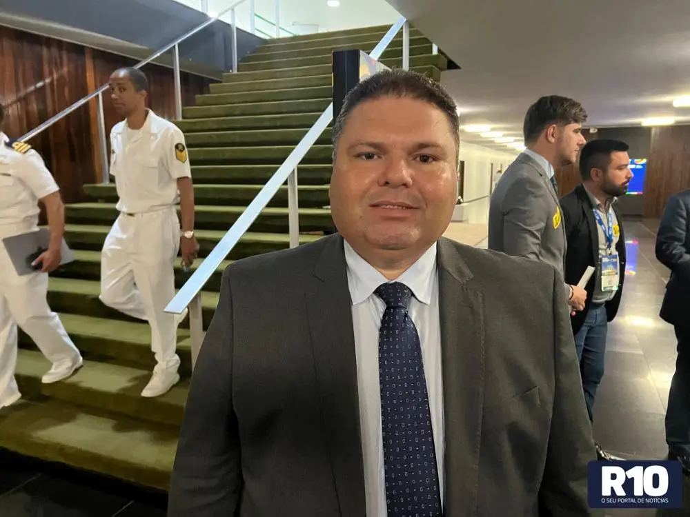 Admaelton, prefeito de São José do Peixe