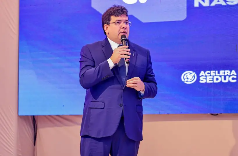 Governador Rafael Fonteles (Gabriel Paulino)