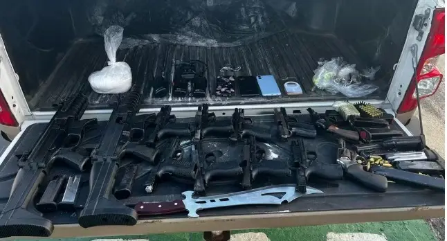 12 armas foram apreendidas pela PM-BA