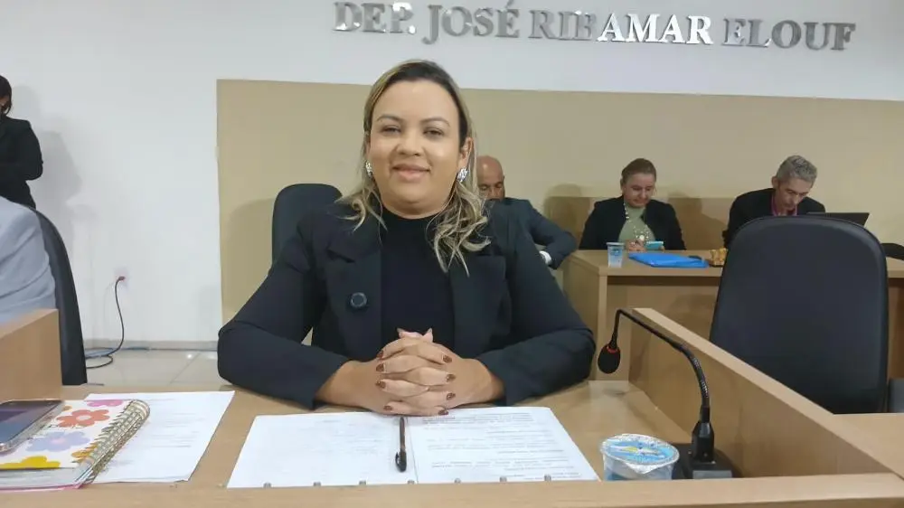 A sessão plenária foi presidida pela Vereadora Clara Prado da Ração, vice-presidente da Mesa Diretora da Casa Lergislativa