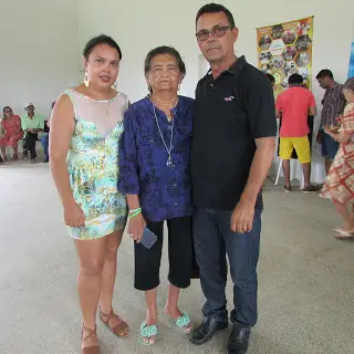 Prefeito e secretária em festa dedicada ao idoso