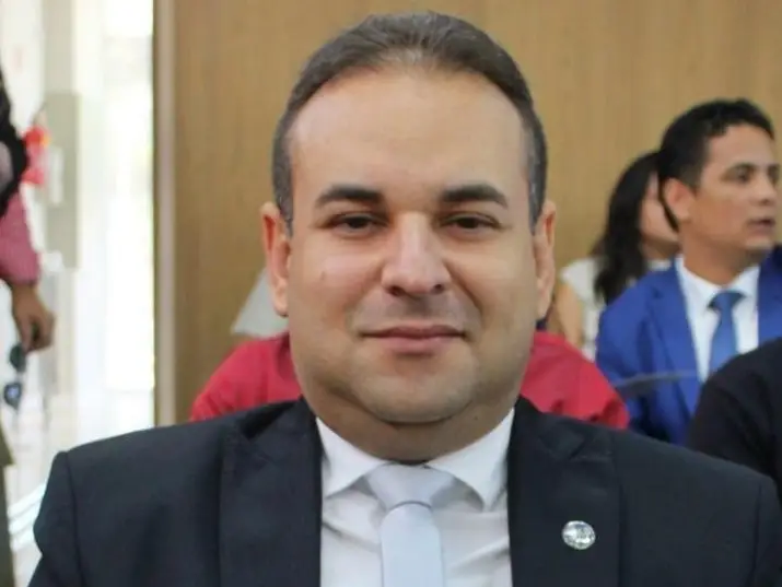 Dr. Hielbert Ferreira, Advogado, Conselheiro Seccional e Presidente da Comissão de Defesa dos Municípios da OAB-PI