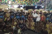 Quadrilha explosão junina, formada pelos jovens do grupo "Jovens em Cristo", após apresentação no Festival Cultural dos Cocais. (Foto: )