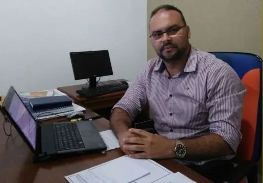 Secretário de Educação, Joab Curvina