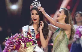 Miss Filipinas sendo coroada (Foto: REUTERS/Athit Perawongmetha) (Foto: Terra)