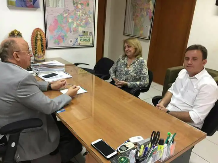 Prefeito Junior Bill e vereadora Dra. Fátima (PSD), em audiência com o Dep. Federal Júlio César, em Teresina (PI)