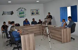 Vereador Ronnivom em pronunciamento na tribuna  (Foto: Tapuio Notícias)