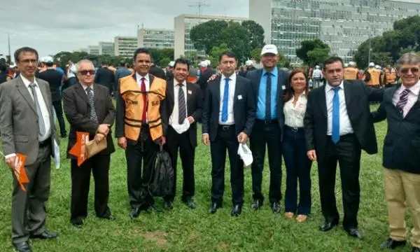 Prefeito Aurélio Sá participa da mobilização nacional da CNM em Brasília
