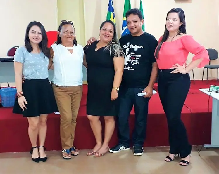 Nutricionista Poliana Moraes, Luzenira Gomes< Sec. de saúde Socorro Machado, ACS Carlos Costa e Raiza Ranna.