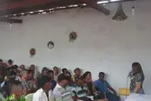Prefeita Vilma Lima conversando com os responsáveis pelas turmas. (Foto: )