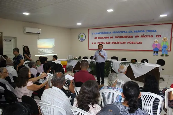 Palestrante na V Conferência da Pessoa Idosa