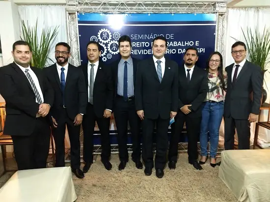 Presidnete  Celso Barros e palestrantes do evento em Picos.