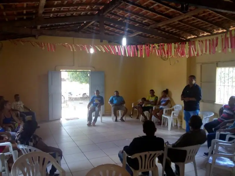 Reunião com pequenos produtores da localidade Saraiva