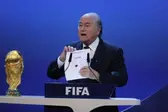 Foto: AFP - O caso aberto nos EUA levou à queda de Joseph Blatter. (Foto: Uol esportes)